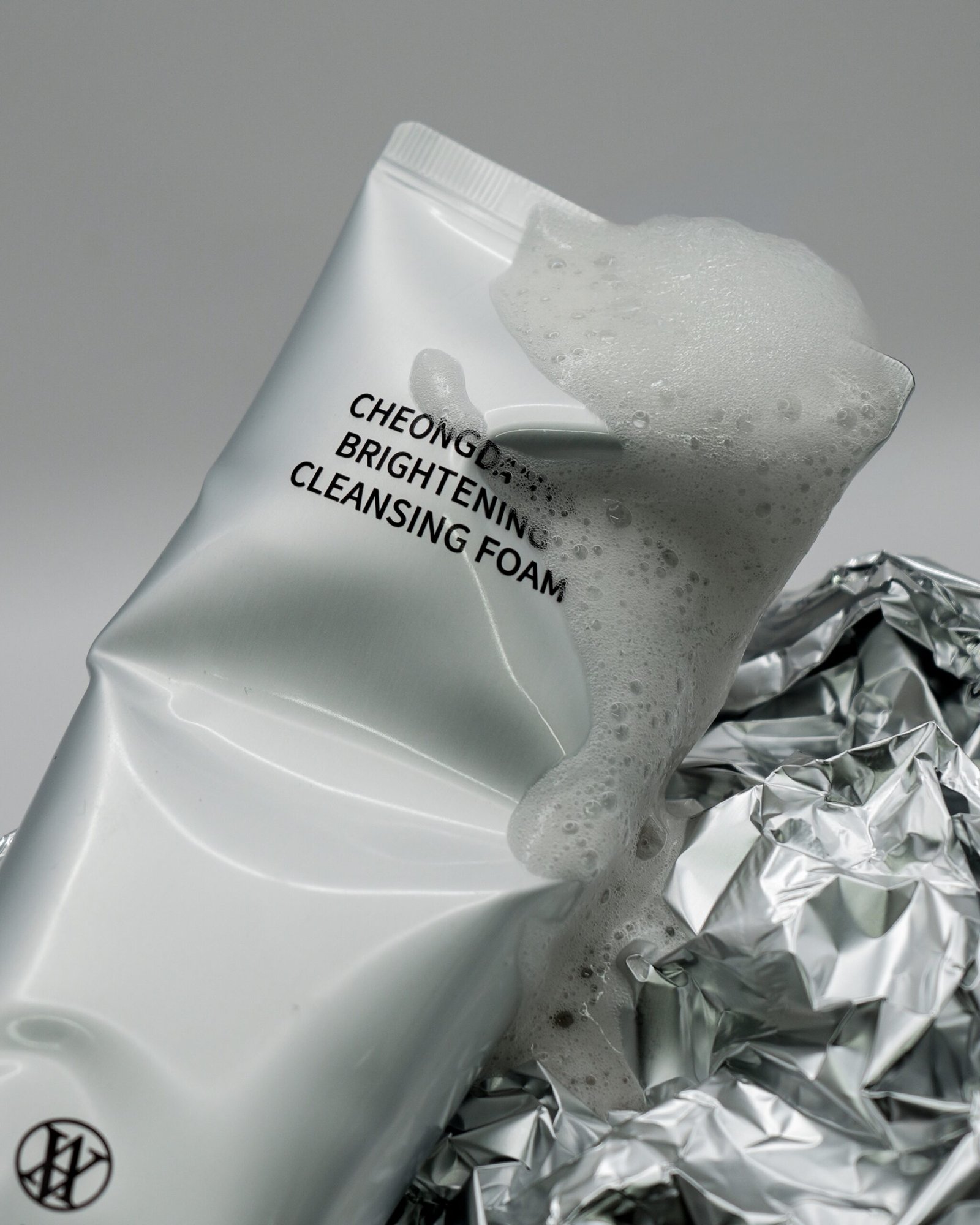 BLIGHTENING CLEANSING FOAM120ml - Image 5
